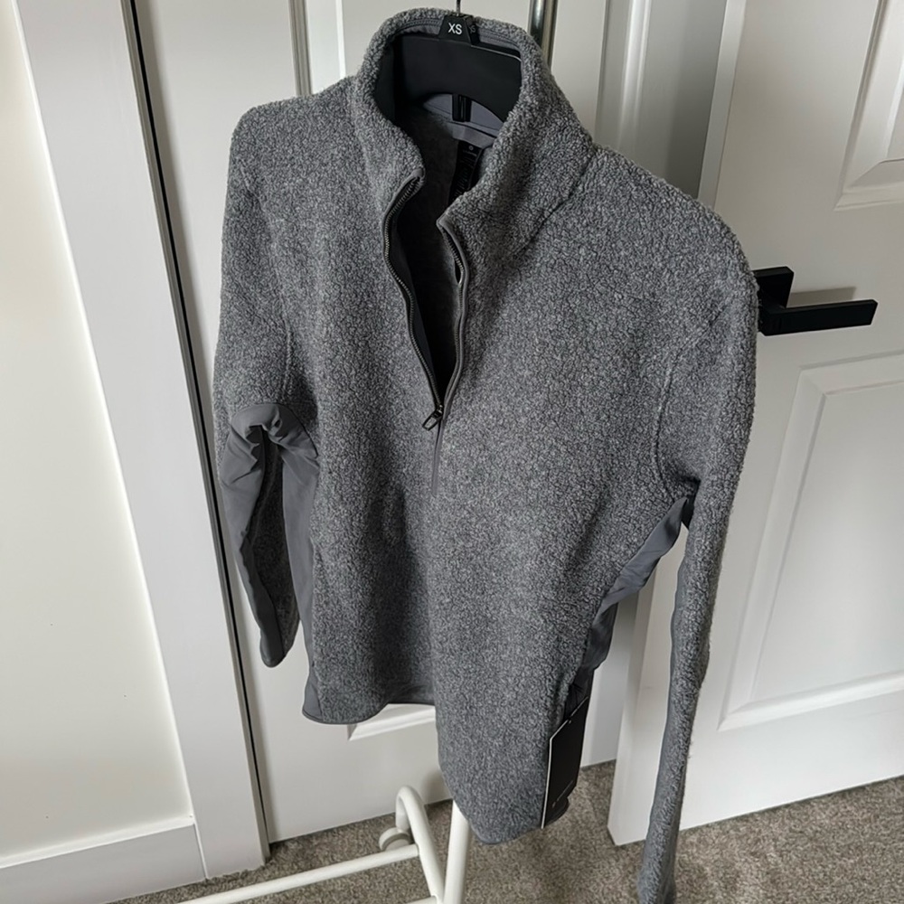 Lululemon tundra trek 1/2 zip jacket
